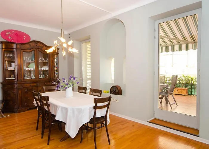 Διαμέρισμα Noemi *